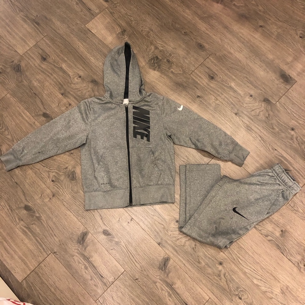 Boys Nike Dry Fit Athletic pant